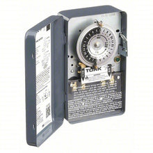 208 to 277V AC 40Amp Steel Electromechanical Timer 1104B