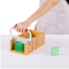 Soap Making Kit Bamboo Cutter Box Silicone Mold Straight & Wavy Cutters 100 Bags & 105 Stickers