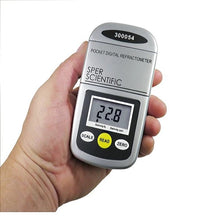 Pocket Digital Refractometer - Salinity 300054