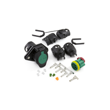 7 Way Green Trailer Connector Socket 101390