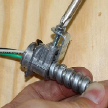 3/8" Flexible Metal Clamp Connector SNLK-38SD (Pack Of 200)